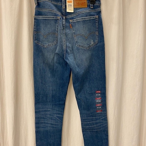 NWT Levi’s Vintage High Rise Skinny jeans . - Picture 3 of 5